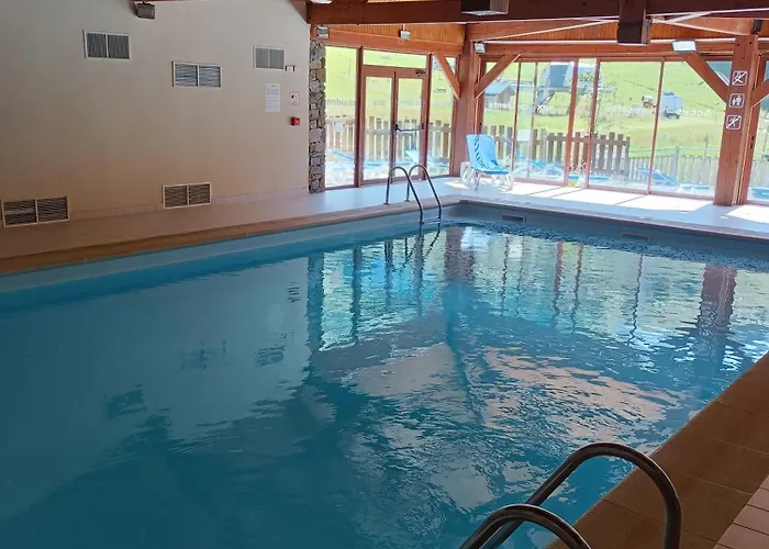 Guzet Neige 1400 아파트